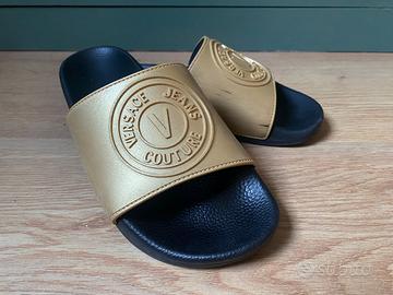 Ciabatte Versace Jeans Couture – Stile Luxury