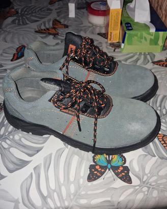 Scarpe antinfortunistiche n. 40