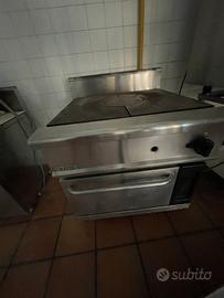 Stufa a gas con forno