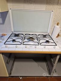 piano cottura Smeg 5 fuochi 