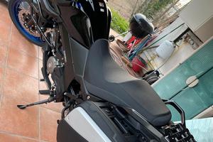 Suzuki V-Storm XT