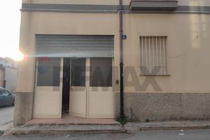 Locale Commerciale - Caltagirone