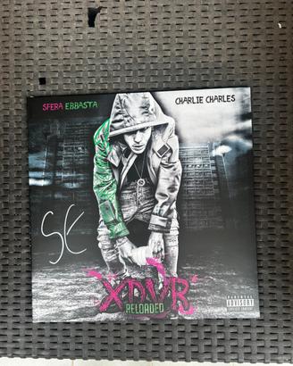 vinile sfera ebbasta autografato