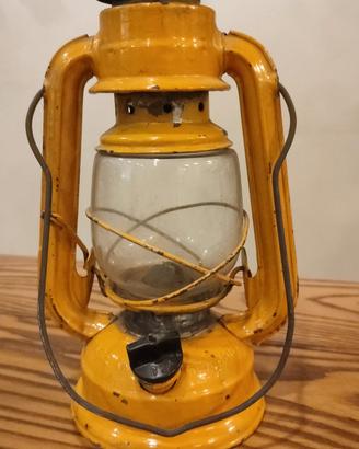 LANTERNA A PETROLIO FROWO Vintage Gialla - Modello