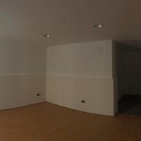 Umbertino. Locale alla strada