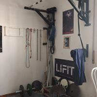 Attrezzatura palestra 