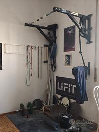 Attrezzatura palestra 