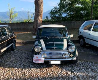 Rover Mini Cooper MK7 1.3cc – 63CV verde inglese