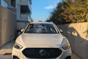 MG ZS 1.0 T-GDI Luxury automatica