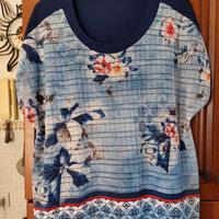 maglia donna con fantasia floreale