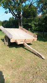 Rimorchio in legno