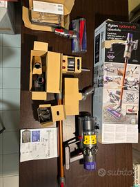Dyson v10 cyclon mai usata