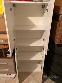 Mobile utensili + 2 scafali bianco