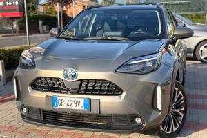 Toyota Yaris Cross 1.5 Hybrid 5p. E-CVT AWD-i Loun