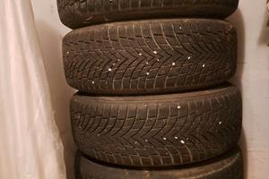 Gomme invernali e cerchi Mercedes GLC 2021