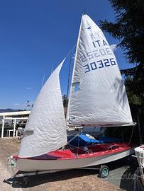 SNIPE barca deriva a vela da regata