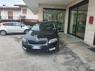 Skoda Octavia 1.6 TDI CR F.AP. Wagon Ambition