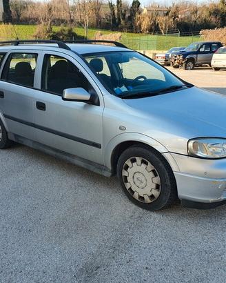 Opel Astra 1.6i 16V SW Club