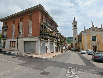 Trilocale a Fumane VR