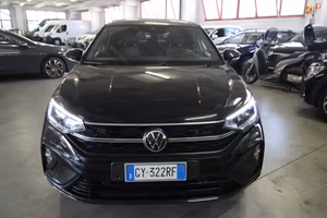 VOLKSWAGEN Taigo 1.0 TSI 115 CV R-Line - PREZZO