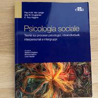 Psicologia sociale teorie sui processi psicologici