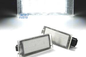 LUCI TARGA A LED RENAULT CLIO MEGANE LAGUNA TWINGO