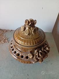 vaso in porcellana lavorata a mano primii novece