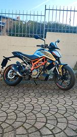 KTM DUKE 125 2023 Austin Racing Limited Edition