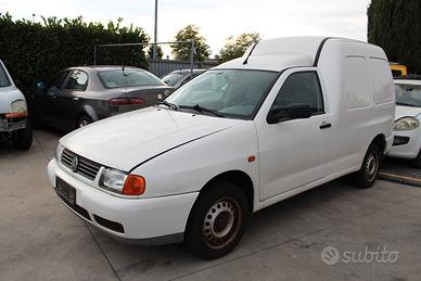 VOLKSWAGEN CADDY 2002