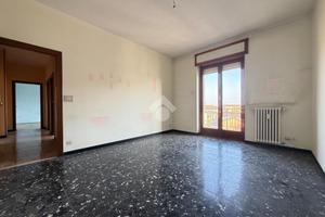 3 LOCALI A NIZZA MONFERRATO