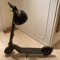 Monopattino elettrico Ninebot Segway E22E