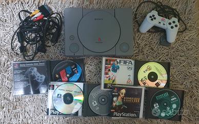 Console PlayStation 1 con Giochi e Accessori