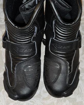 scarpe da moto 42 con protezioni