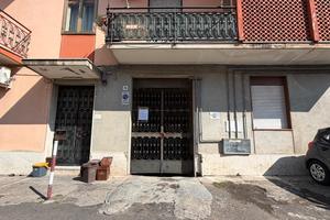 Ampio garage 48 mq Mascalucia centro