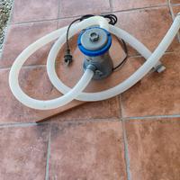 Pompa per filtraggio piscina più retino.