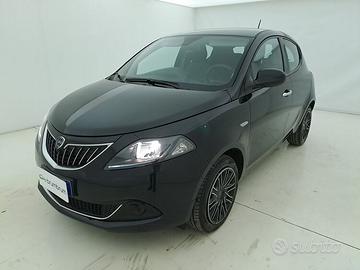 Lancia Ypsilon Hybrid Silver Plus BR075200 1.0 Mil