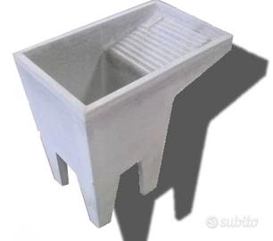 Vasca in cemento, lavatoio