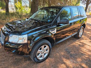 Land Rover Freelander 2.2 TD4 S.W. SE