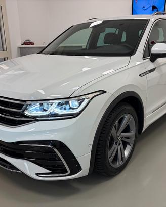 Volkswagen Tiguan 2.0 TDI 150 CV SCR DSG R-Line