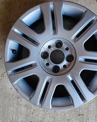 Cerchi in lega 15 pollici