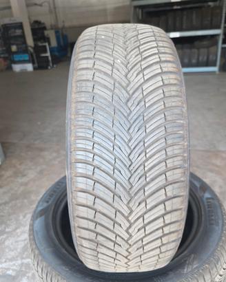 Treno gomme 235/50/19 Pirelli 4 stagioni