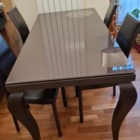 tavolo legno e cristallo e 4 sedie