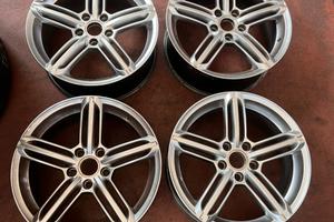 Cerchi lega Audi A3 A4 A5 A6 Q2 Q3 Q5