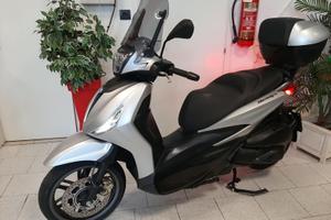 Piaggio Beverly 300 i.e.