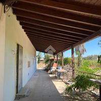 VILLA SINGOLA A MARUGGIO