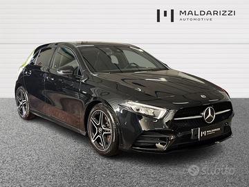 MERCEDES-BENZ A 180 d Premium Night edition Plus a