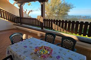 Una veranda sul mare nel Salento