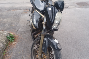 Kavasaki er 6n colore nero