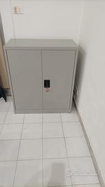 mobile ufficio in metallo