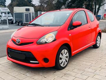Toyota Aygo 1.0 12V VVT-i 3 porte Active Connect o